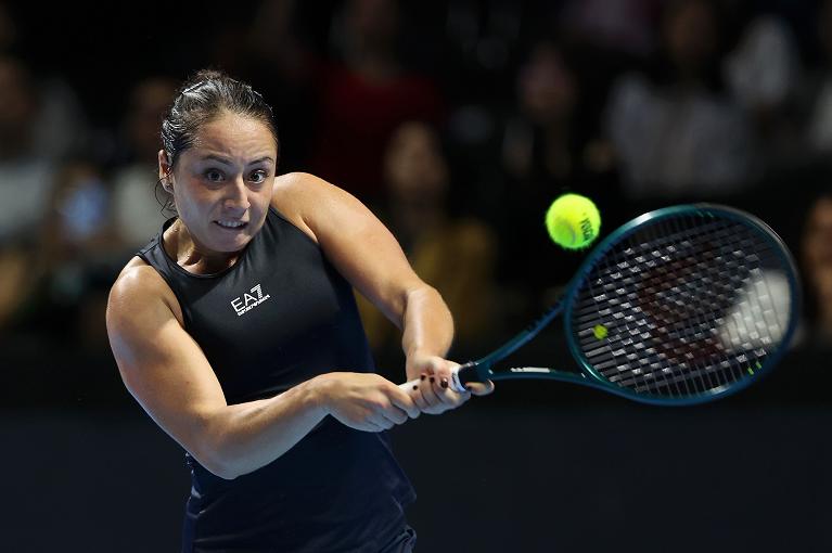 BJK Cup: Elisabetta Cocciaretto colpisce di rovescio (foto Getty Images)