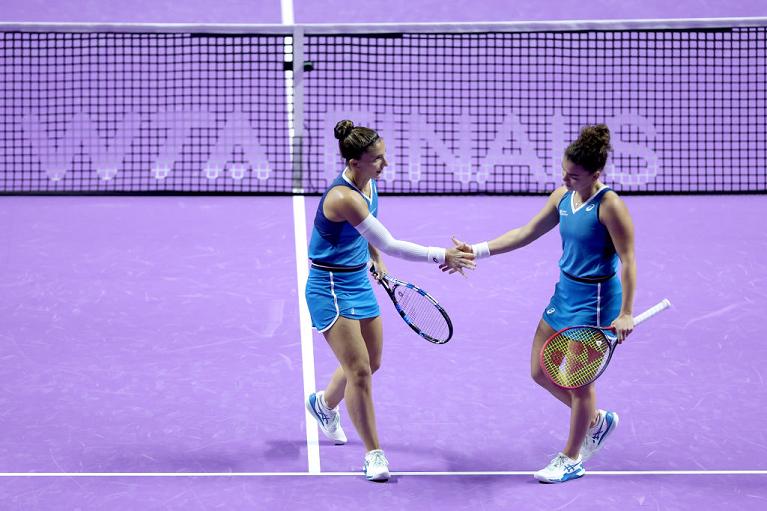 Sara Errani e Jasmine Paolini alle WTA Finals 2024 (foto Getty Images)