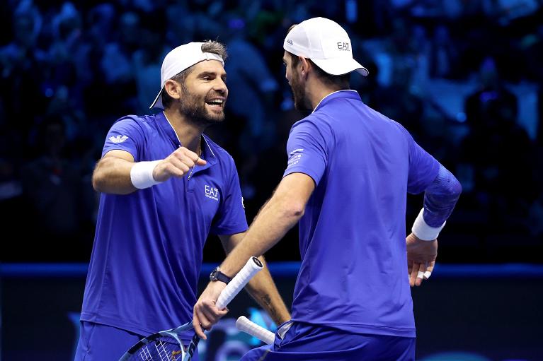 L'abbraccio tra Vavassori e Bolelli (Foto FITP)