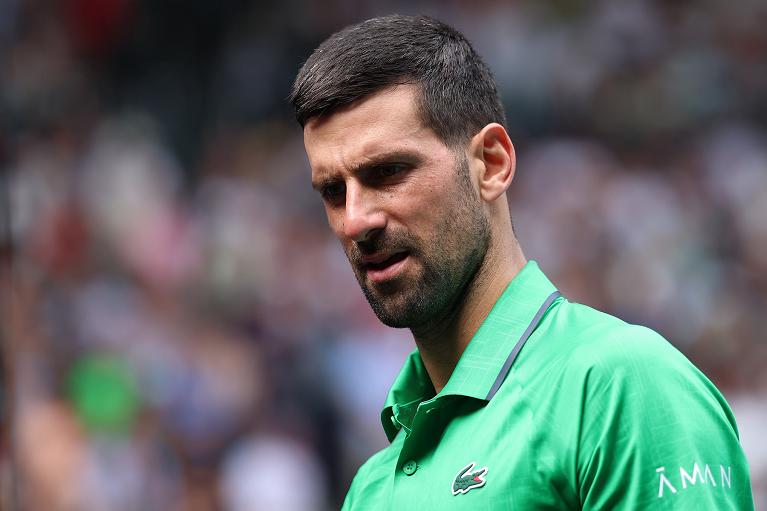 Un intenso primo piano di Novak Djokovic (foto Getty Images)