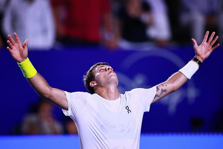 Tutta la soddisfazione di Flavio Cobolli (foto Getty Images)