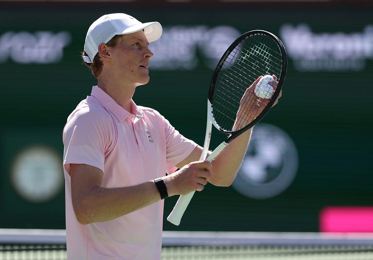 Sinner saluta il pubblico (Getty Images)