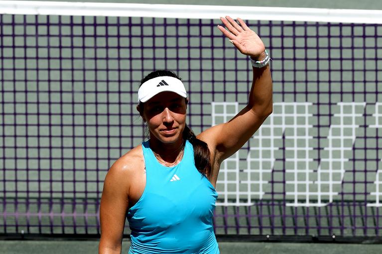 Jessica Pegula saluta il pubblico (foto Getty Images)