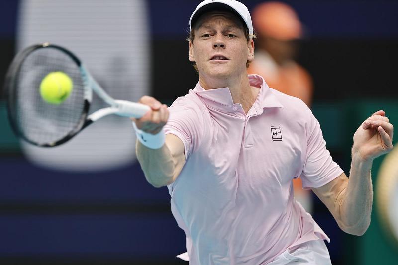 Sinner e Alcaraz, duello per il numero 1 a Monte-Carlo: ecco quando può avvenire il sorpasso