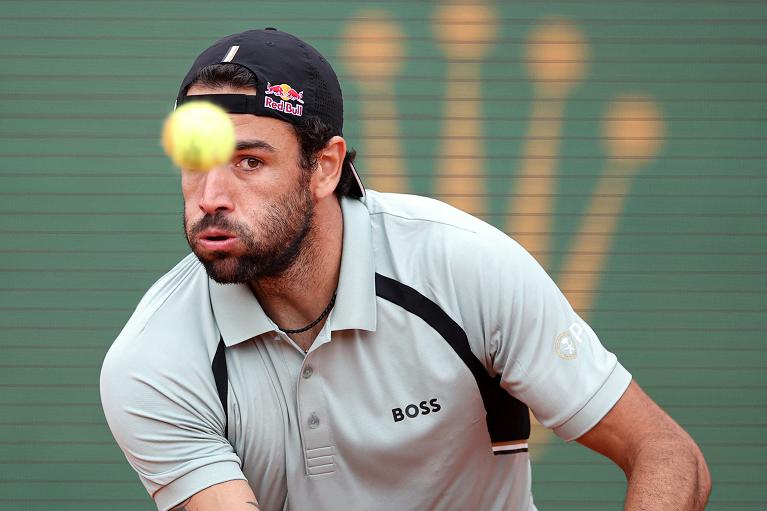 Matteo Berrettini in azione a Monte-Carlo nel 2026 (Getty Images)