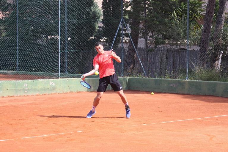 Francesco Ferrari in azione (foto Burruni)