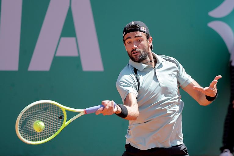 Matteo Berrettini in azione al Sardegna Open (Foto FITP)