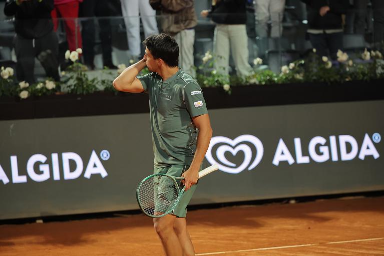 L'esultanza di Luciano Darderi dopo la vittoria agli Internazionali BNL d'Italia (Foto FITP)