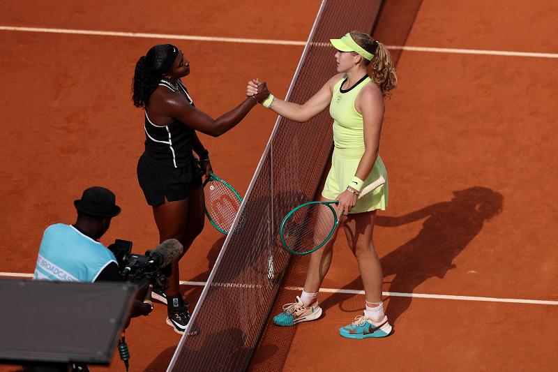 Andreeva e Baptiste, l'intervista doppia a due campionesse non convenzionali