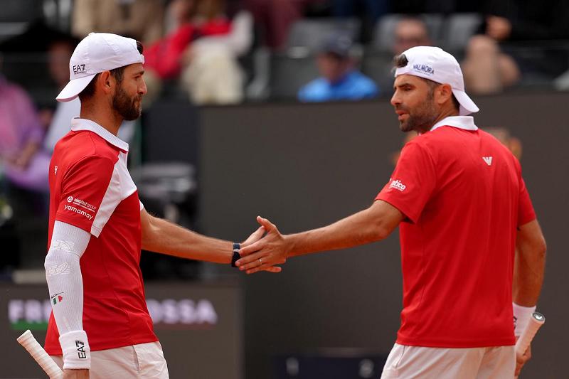 RG, doppio maschile: Bolelli/Vavassori volano agli ottavi