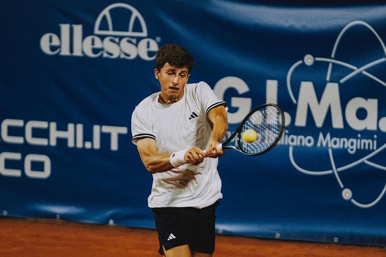 Luca Nardi in azione (foto Serafini)