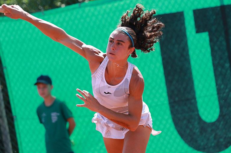 Sofia Rocchetti al servizio
