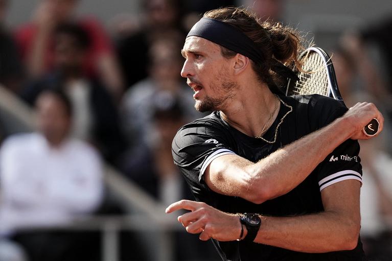 Il movimento di chiusura del diritto di Alexander Zverev (foto Getty Images)