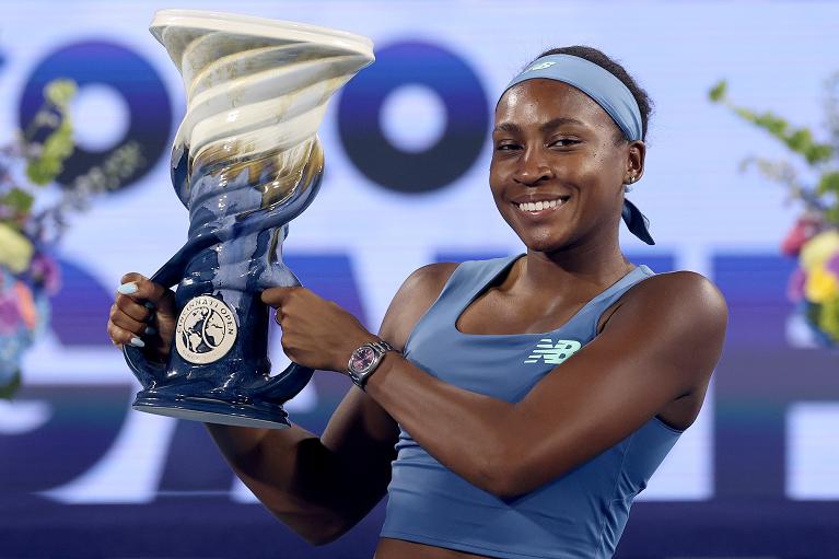 Coco Gauff col trofeo del WTA di Cincinnati nel 2026 (Getty Images)