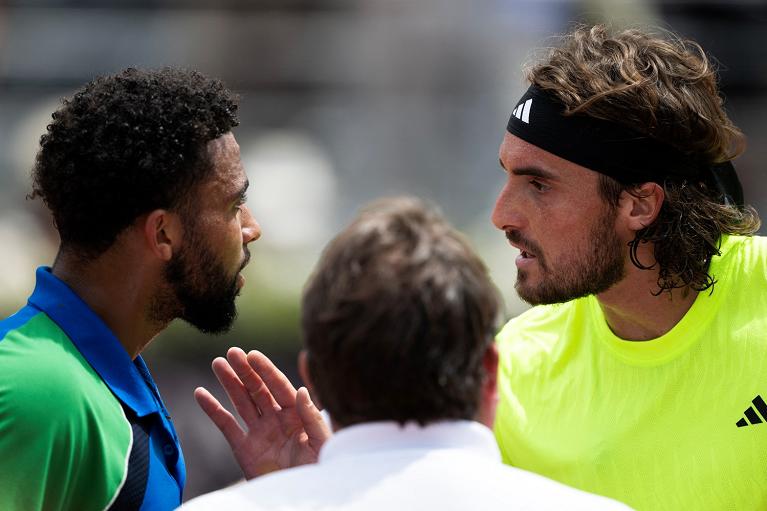 Strategia contro potenza, voglia di rinascita per Tsitsipas