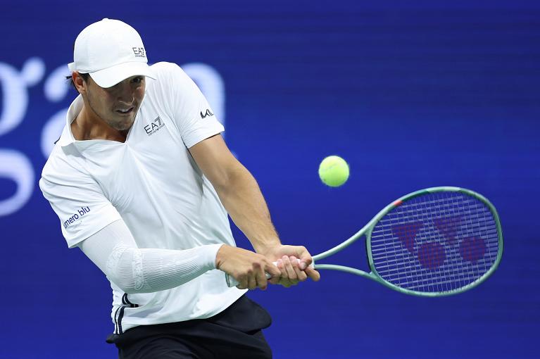 Luciano Darderi in azione allo US Open (Getty Images)