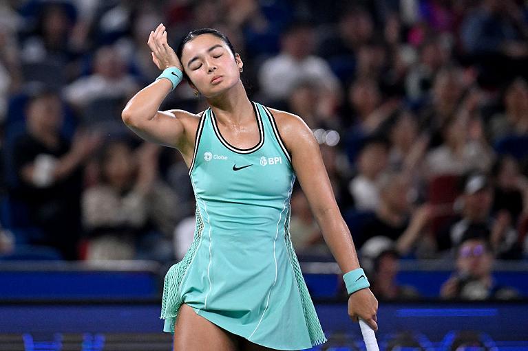 La delusione di Alexandra Eala a Wuhan (Getty Images)