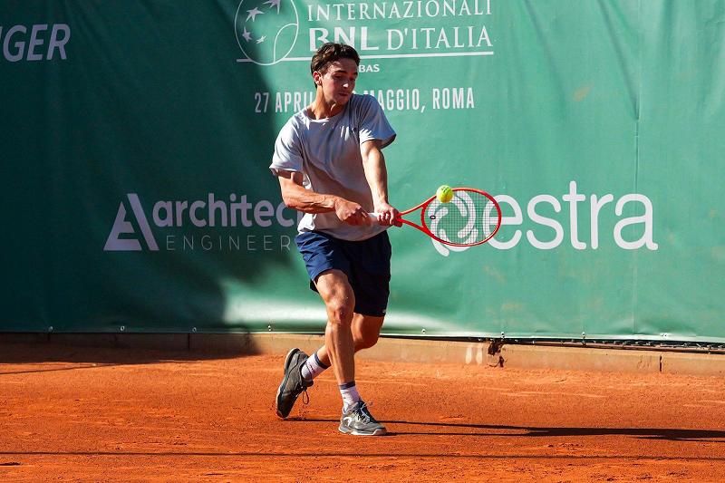 Samuele Pieri brilla in casa: è agli ottavi a Firenze