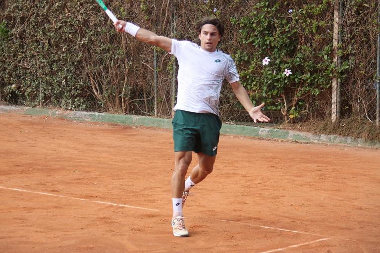 Lorenzo Angelini in azione (foto Burruni)