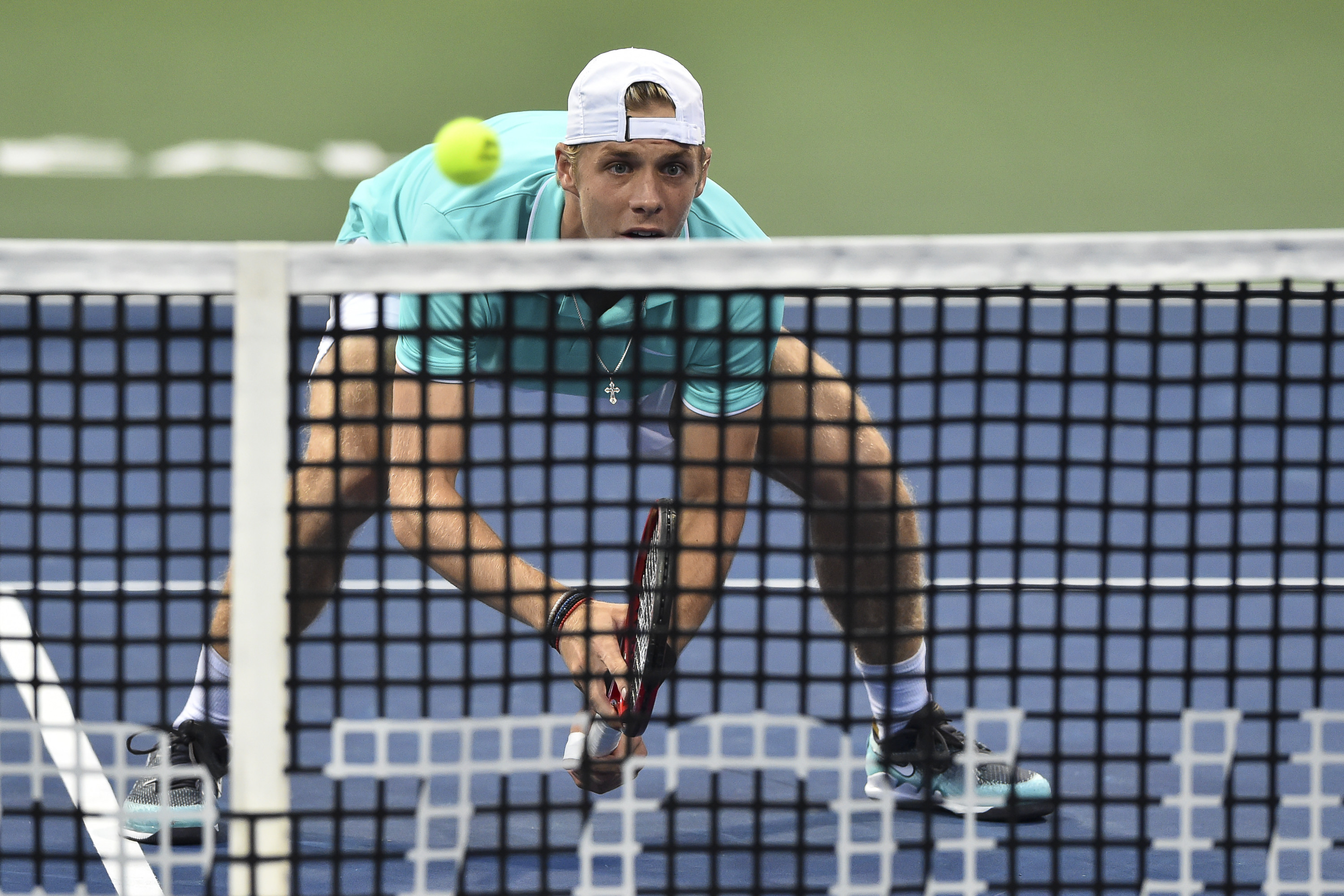 rete del campo da tennis