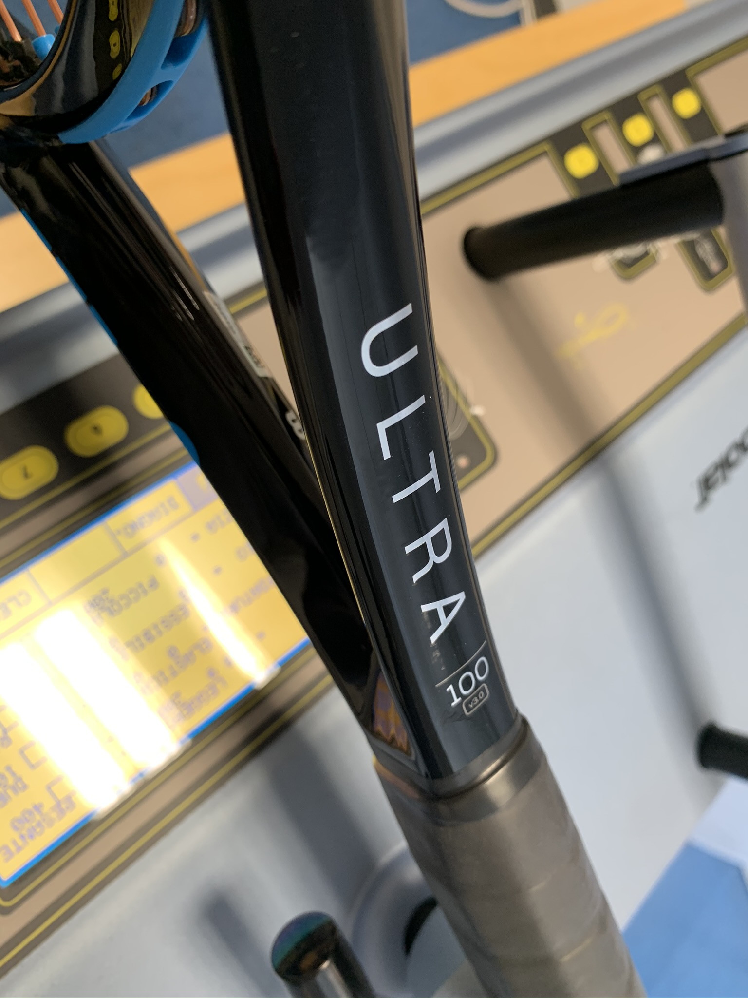 Testimonial principale della linea il giapponese Kei Nishikori