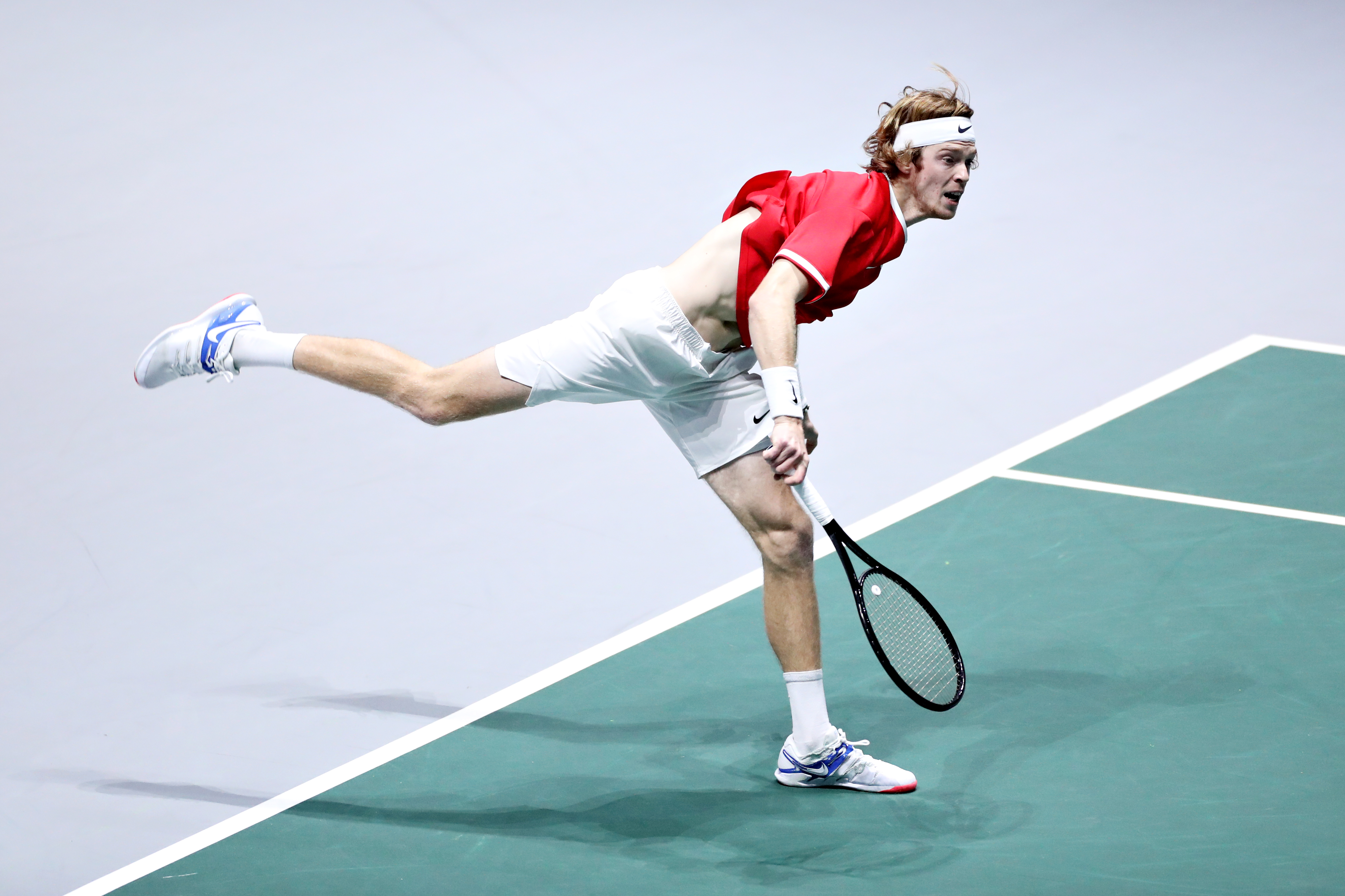 Da sinistra cerca la “T” nel 53% dei casi vincendo il 69,4% dei punti