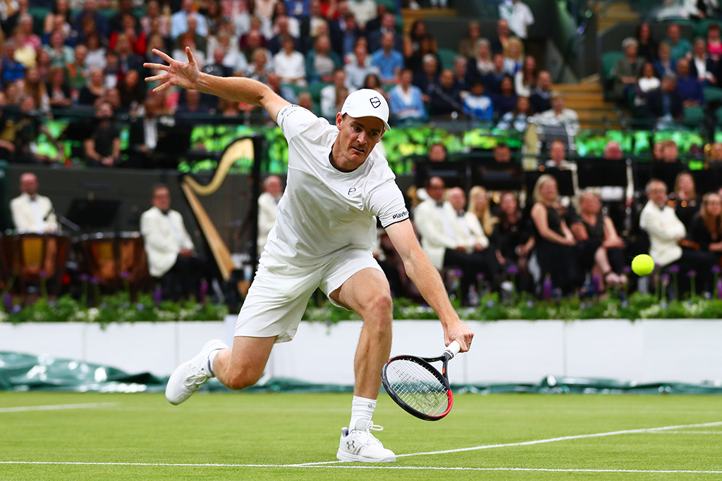 Insieme a Venus Williams, Jamie Murray è stato il primo dei professionisti in attività ad assaggiare l’erba indoor del nuovo Campo 1.