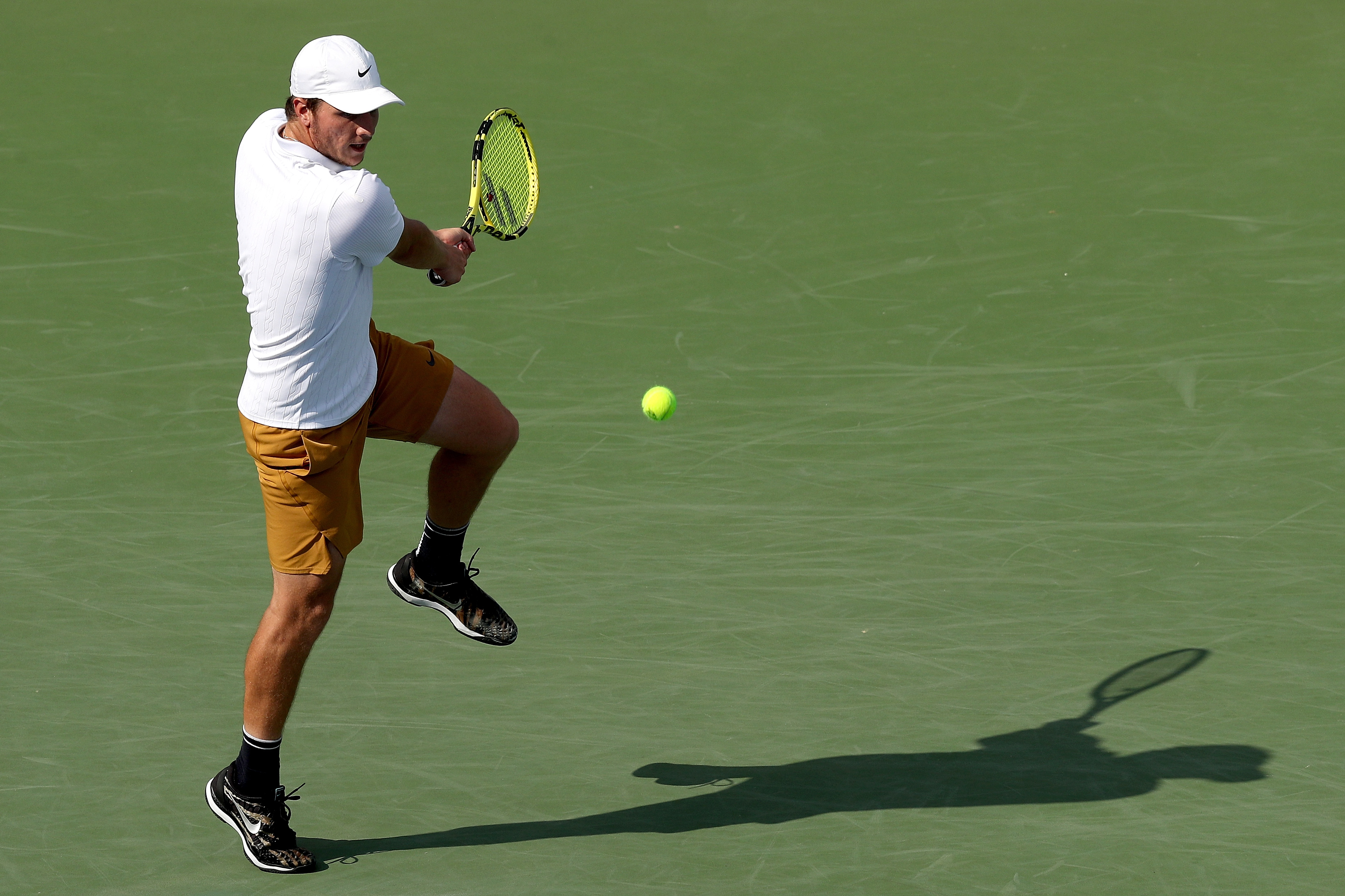 scarpe calzature ai piedi dei Next Gen