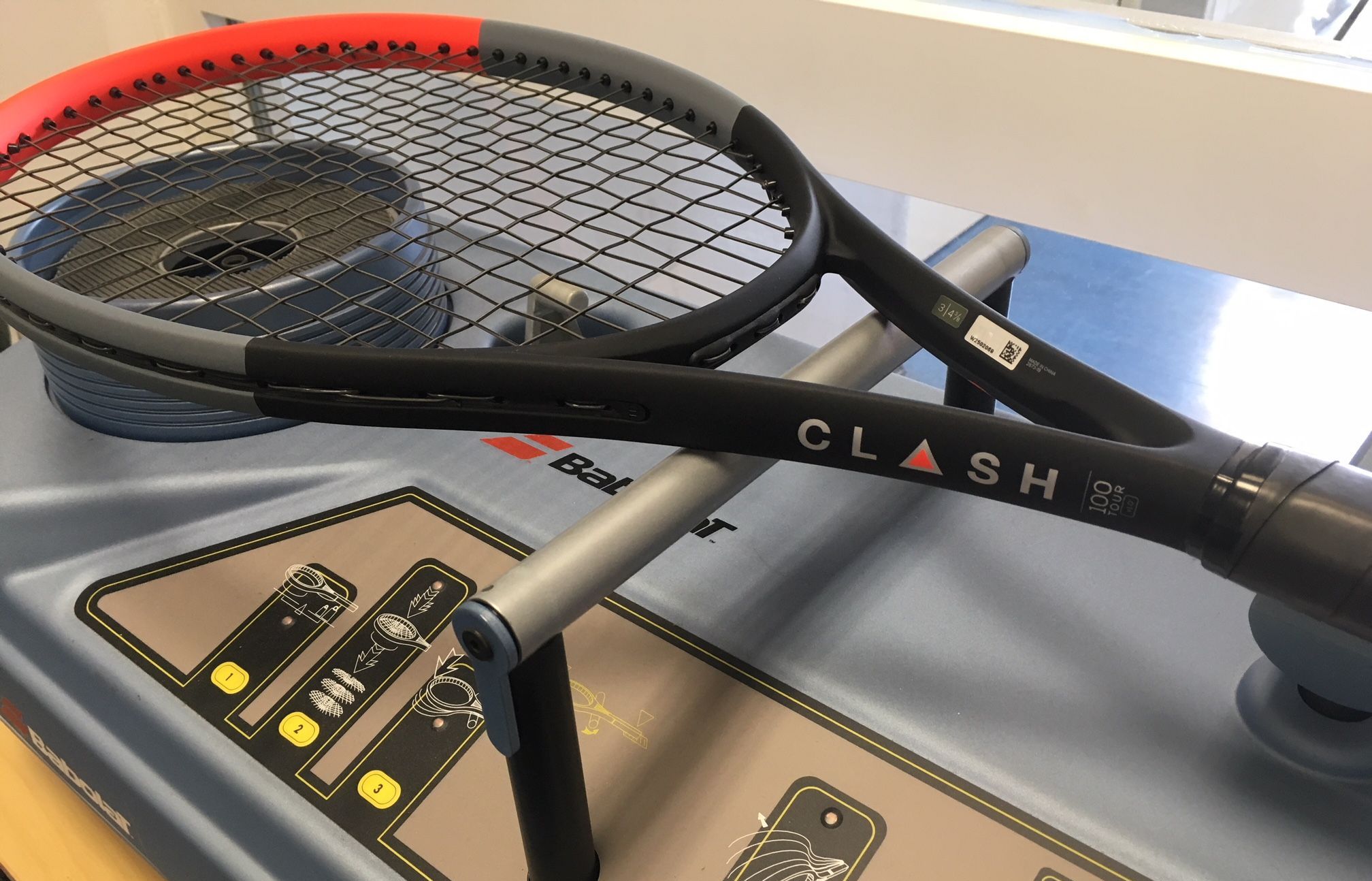 Wilson Clash 100 Tour