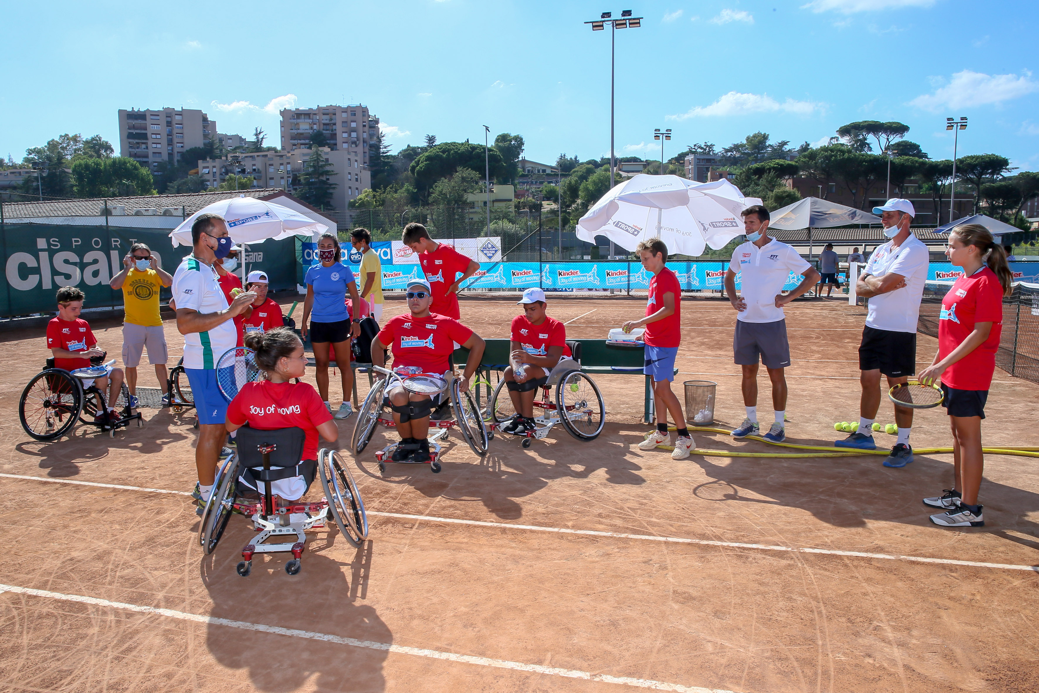 Le immagini del Junior Wheelchair Tennis Trophy FIT Kinder in scena sulla terra rossa di Roma 