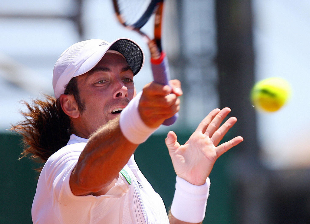 Nicolas Massu in azione