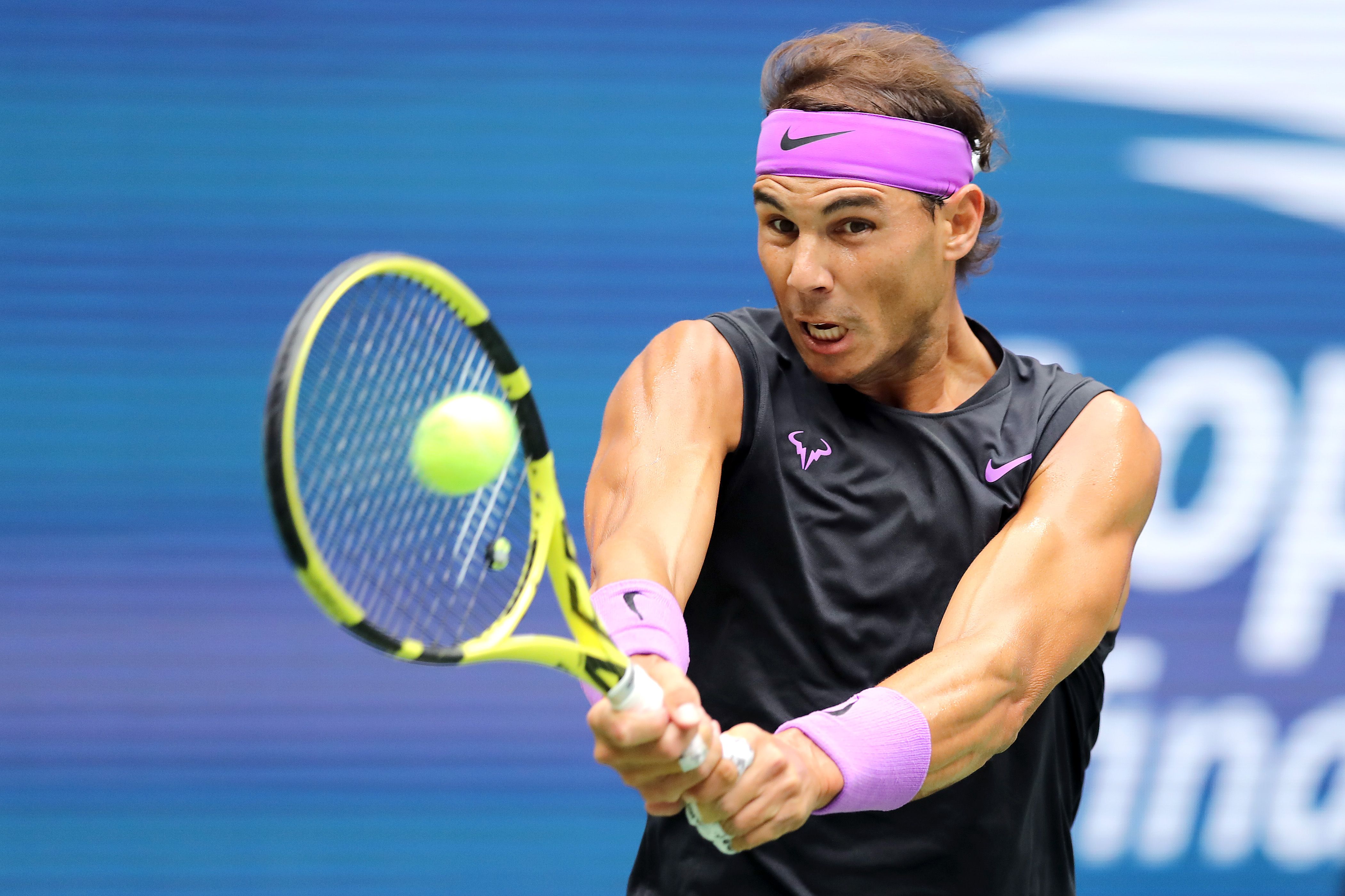 IL rovescio bimane di Rafael Nadal