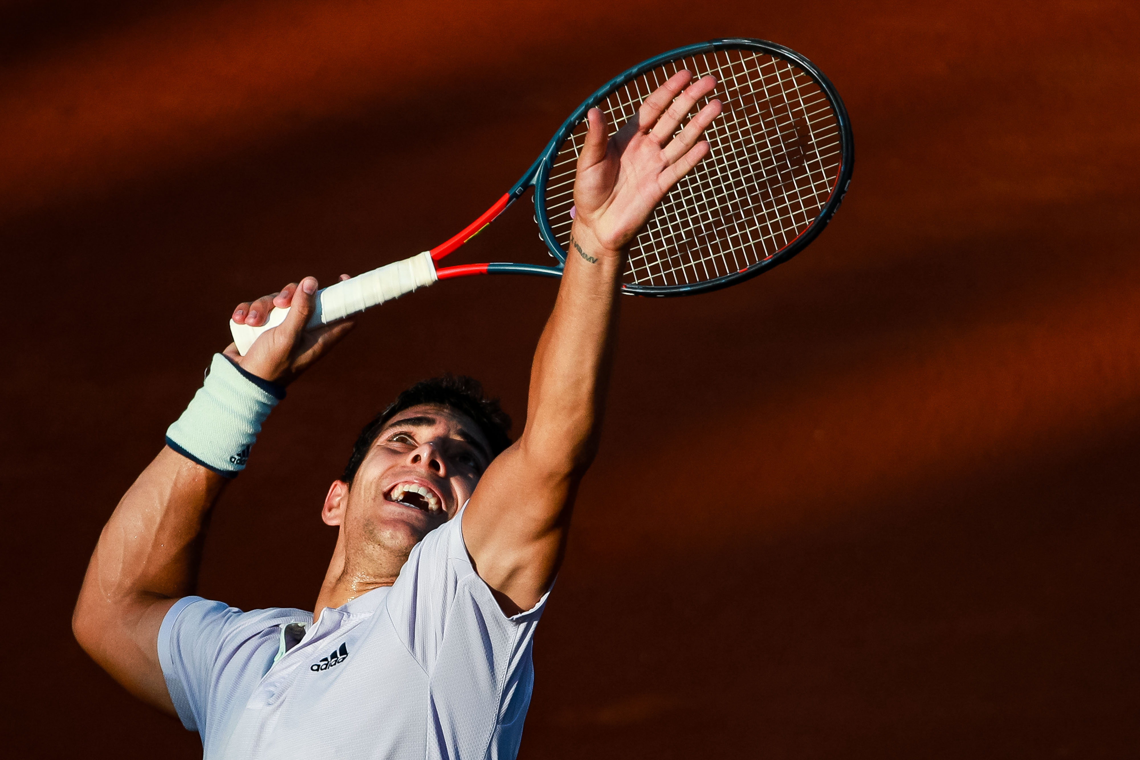 Nonostante sia 49° per game vinti al servizio (79,3%), il rendimento in battuta di Garin sale sul rosso superficie sulla quale il cileno è 23° per efficienza al servizio