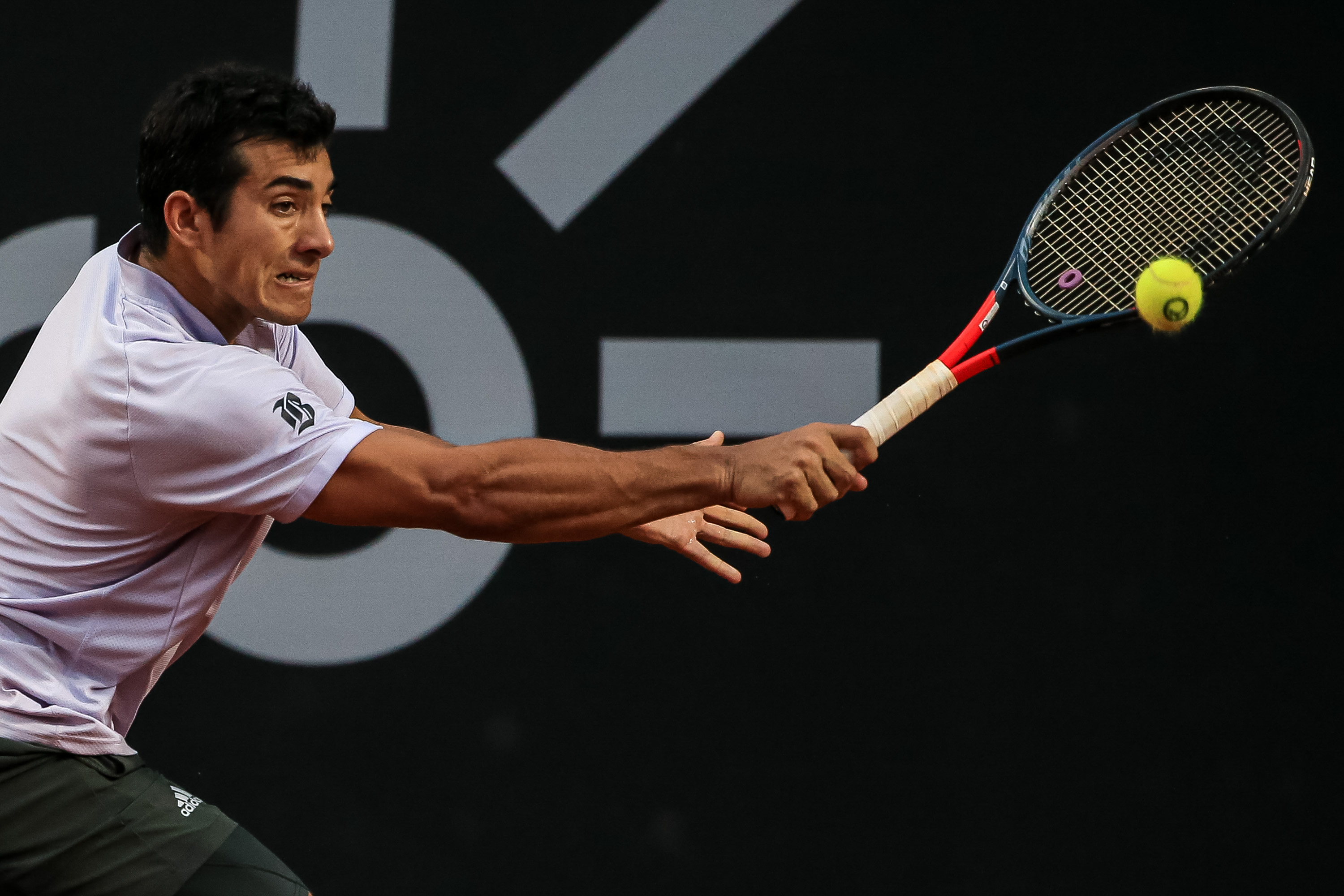 Il cileno ha fatto anche grossi passi in avanti in termini di ordine nel suo gioco, differenziando le scelte nelle varie situazioni