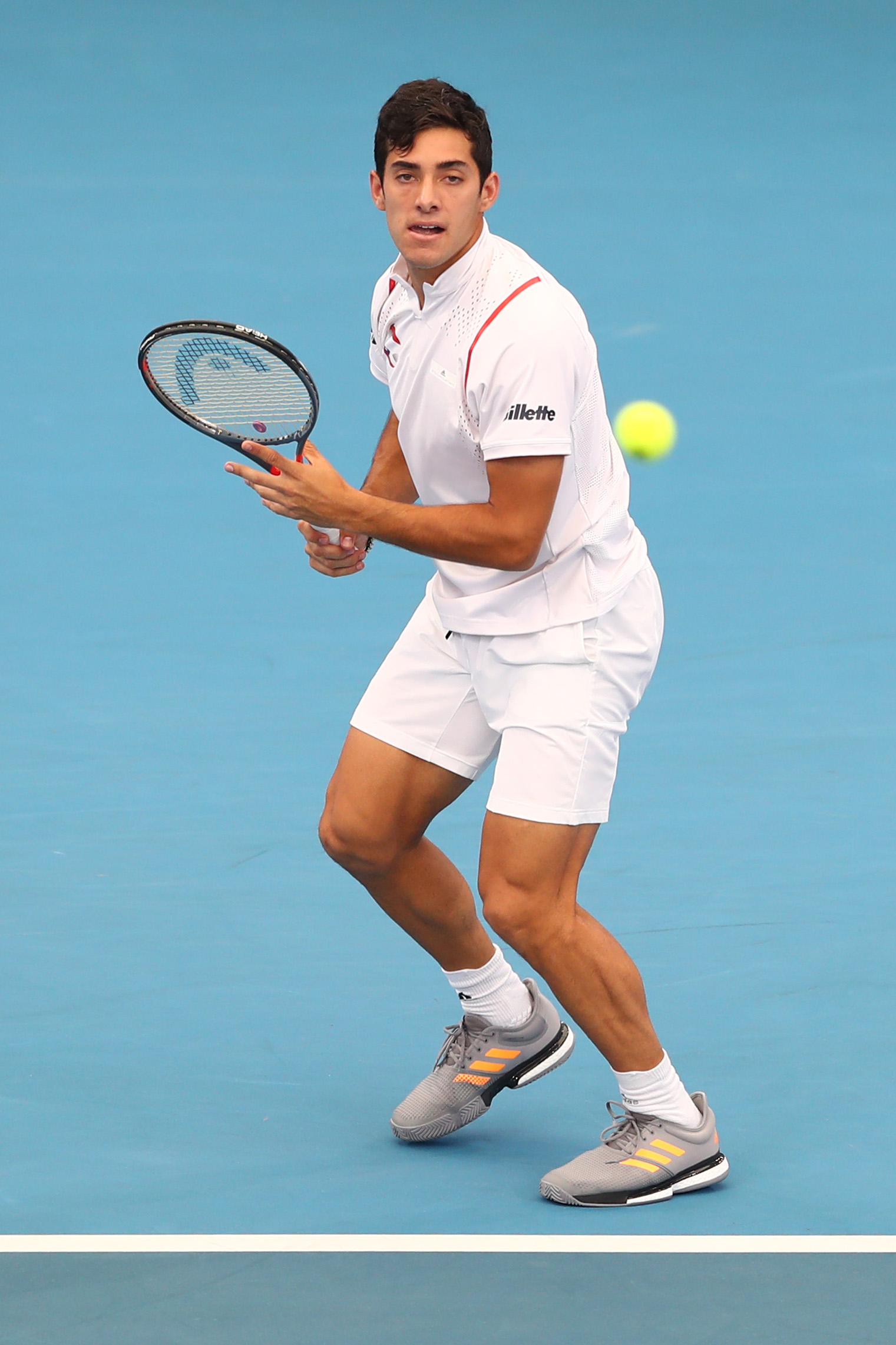 Dando per scontato che ha ancora molti margini di miglioramento sulle superfici dure, per Garin potrebbe essere importante migliorare ancora molto anche nell’utilizzo dei cambi di ritmo in tutte le situazioni