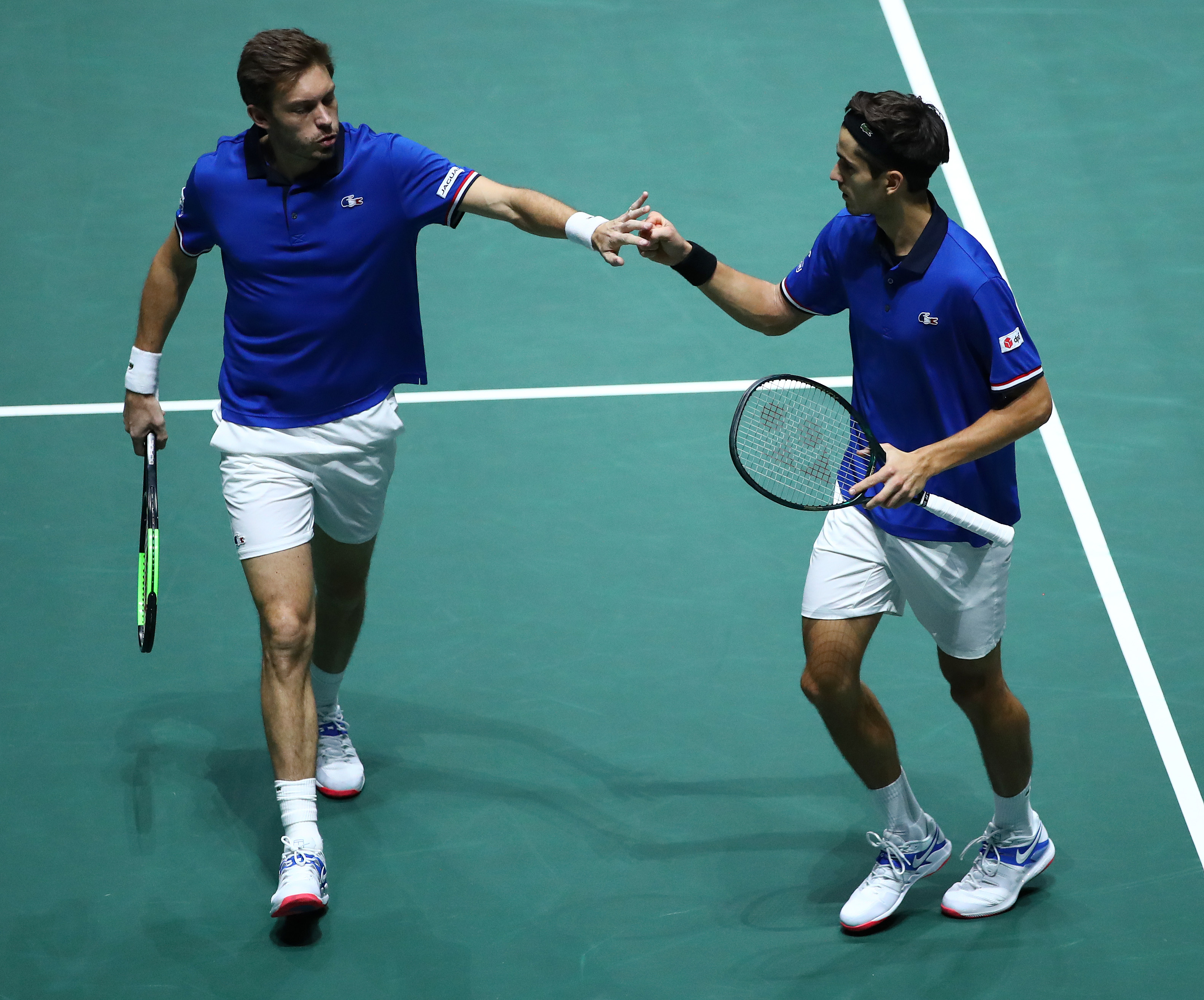 abbigliamento e diviso delle nazionali finali di Coppa Davis