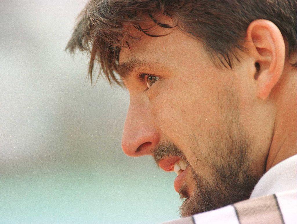 Un primo piano intenso di Goran Ivanisevic