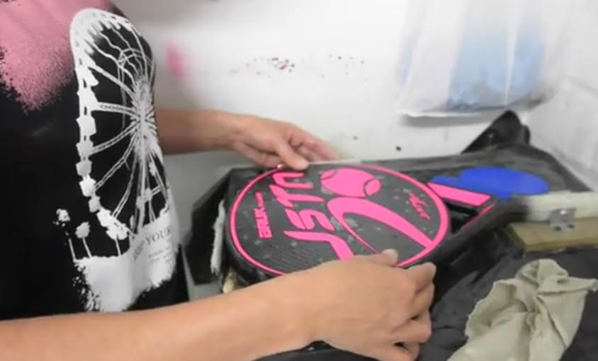 Così nasce una racchetta da padel