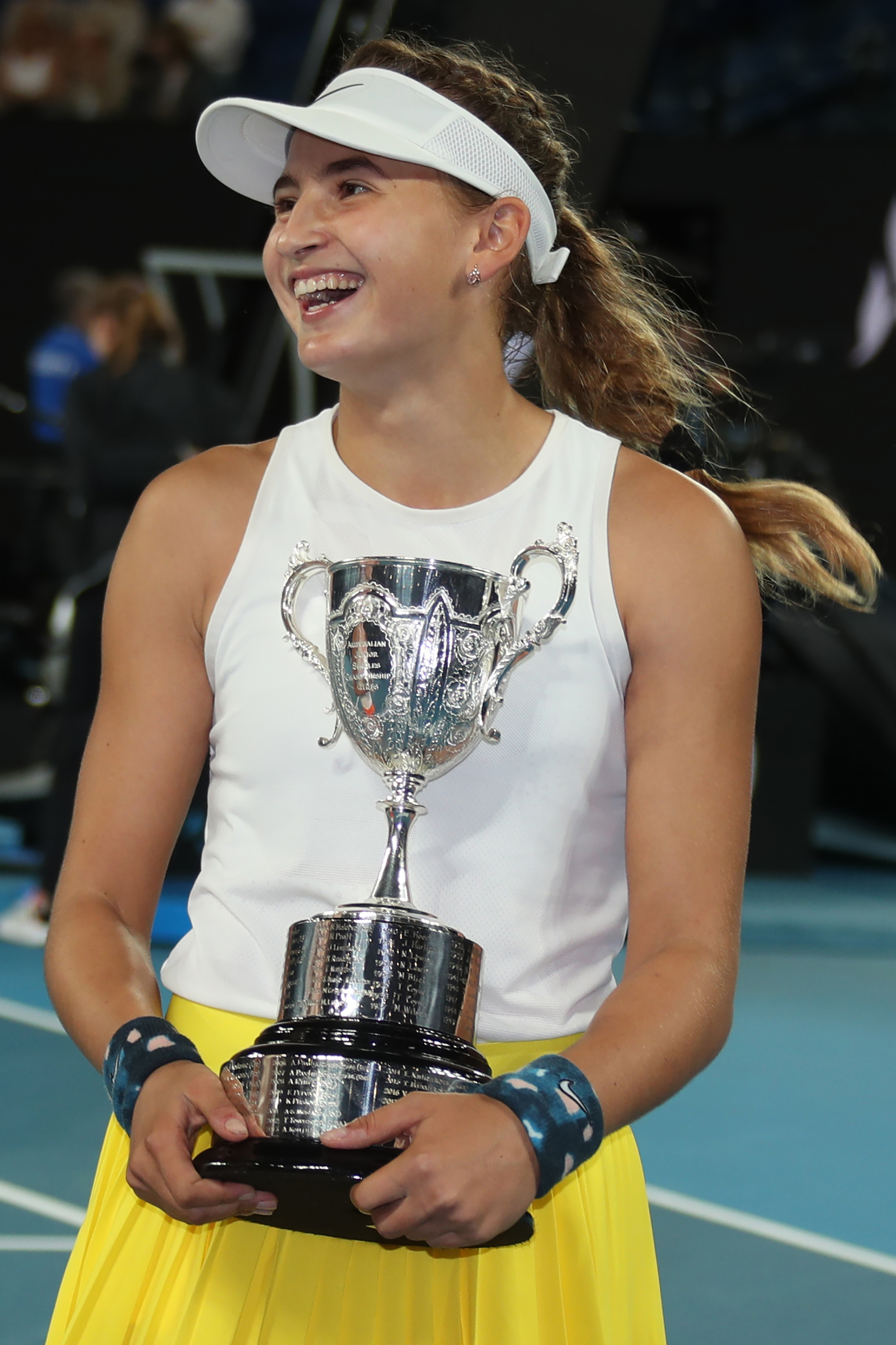 Victoria Jimenez Kasintseva, classe 2005, si allena con papà Juan che dirige un’accademia a Barcellona