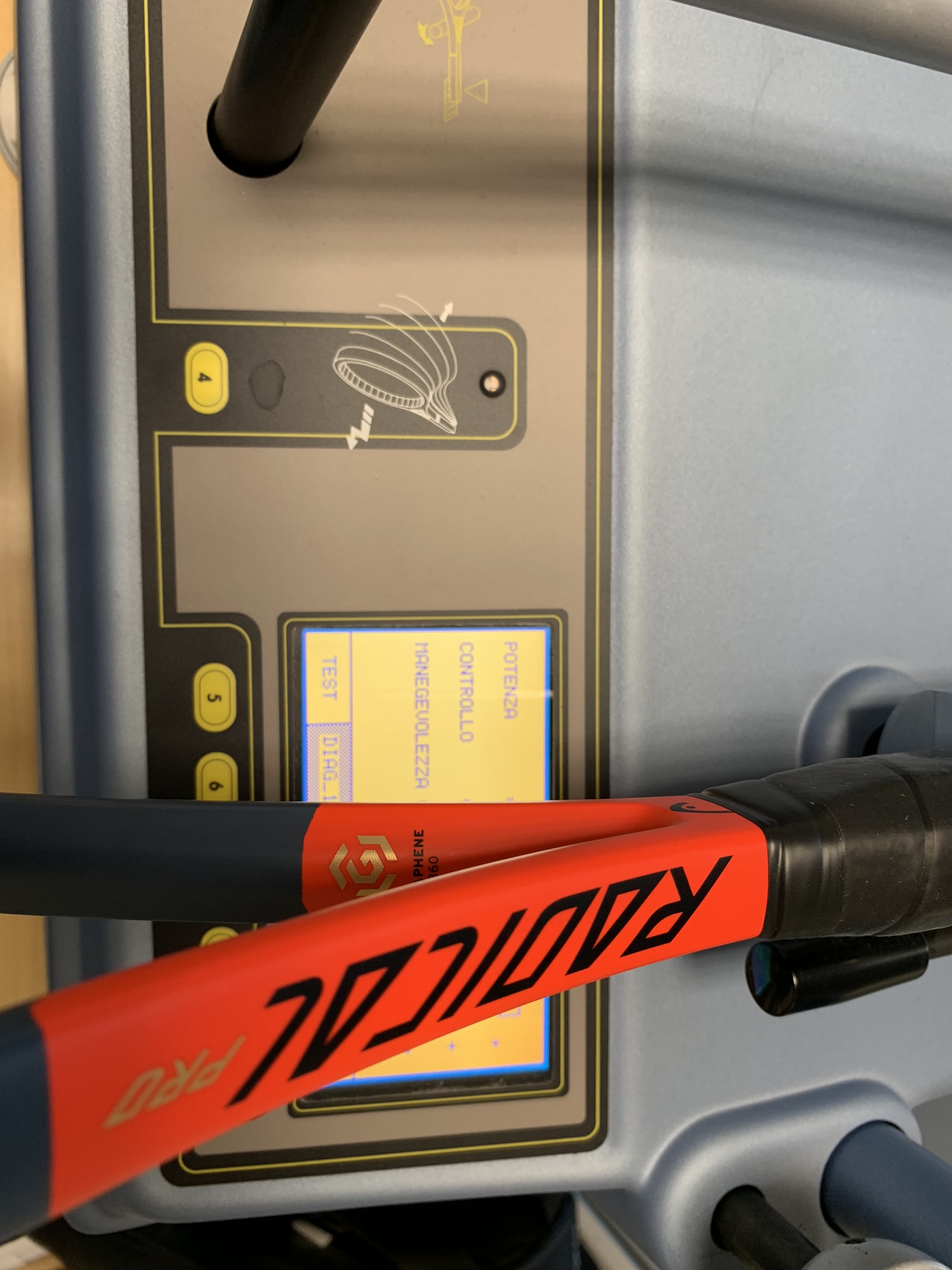 Head  Radical Pro vs Mp