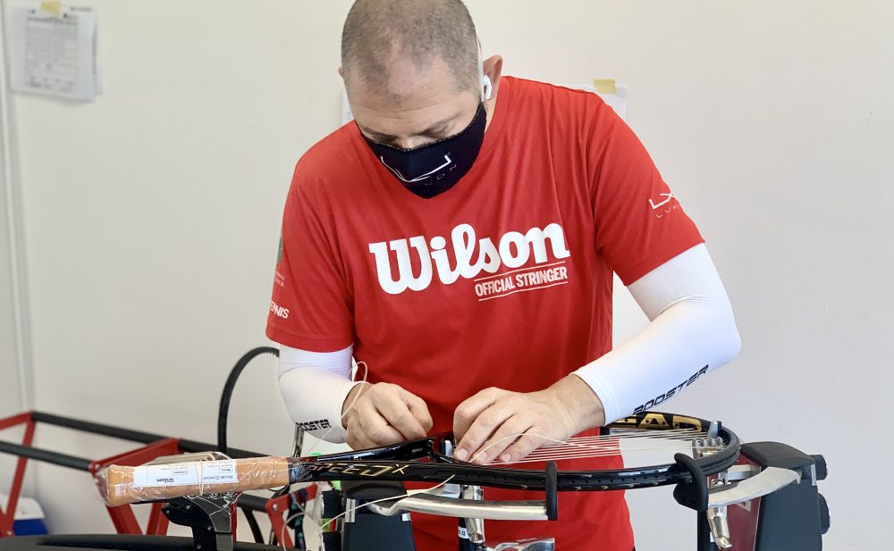 Novak Djokovic chiede un'incordartura ibrida con budello naturale e sintetico monofilamento