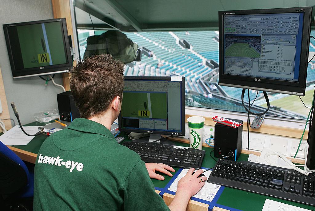 Tennis, arbitri e tecnologia, la storia