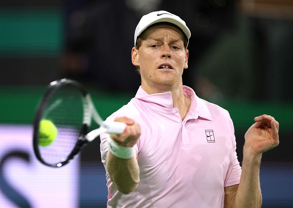 Sinner va, Musetti e Berrettini si fermano