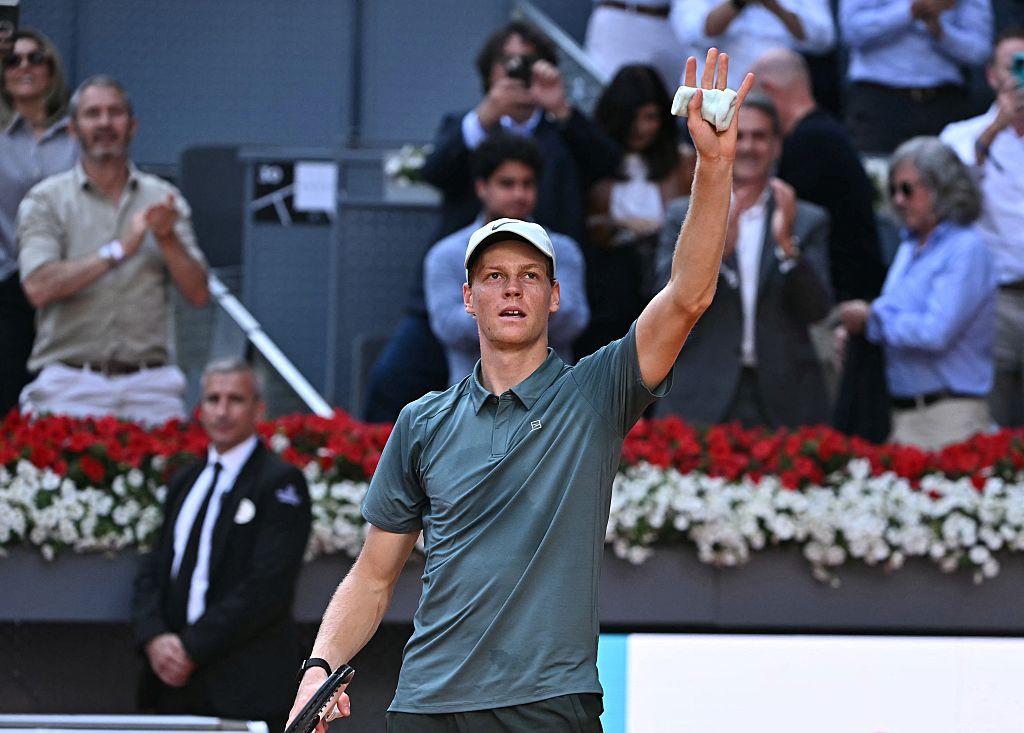 Sinner e Musetti avanti a Madrid