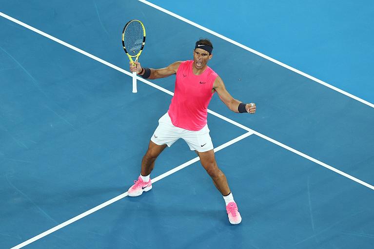 Rafael Nadal esulta dopo la vittoria in quattro set tiratissimi contro Nick Kyrgios: nei faccia a faccia con l'australiano ora conduce 5 vittorie contro 3