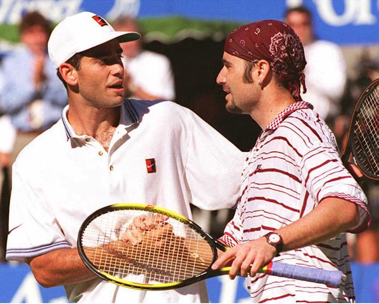 Andre Agassi e Pete Sampras dopo la finale vinta da Agassi agli Australian Open