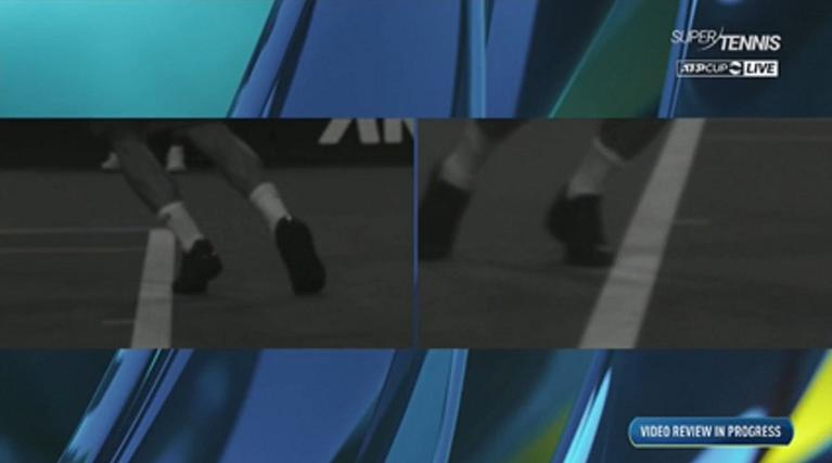 Fabio Fognini fallo di piede Atp Cup VAR