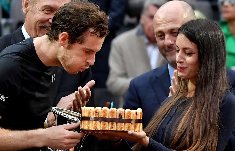 Andy Murray festeggia il suo 29esimo compleanno vincendo gli Iternazionali BNL d'Italia 2016