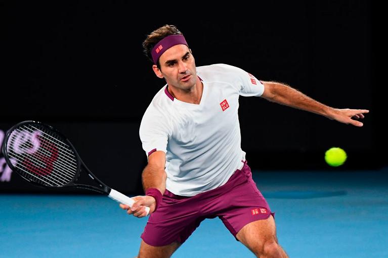 Un dritto di Roger Federer, al 57mo quarto di finale Slam in carriera