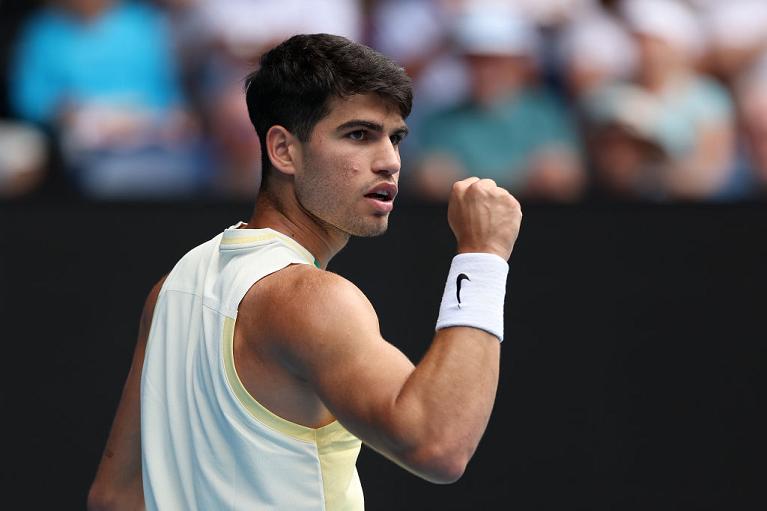 Shang se retira, Alcaraz está en octavos de final con Kekmanovic